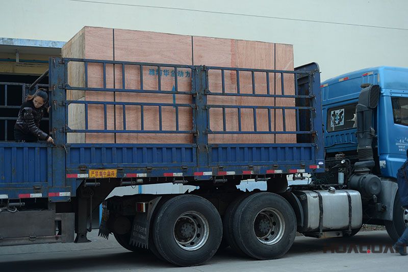 一臺(tái)HQ400GF自動(dòng)化發(fā)電機(jī)組在3.16號(hào)順利配送山東省臨沂市