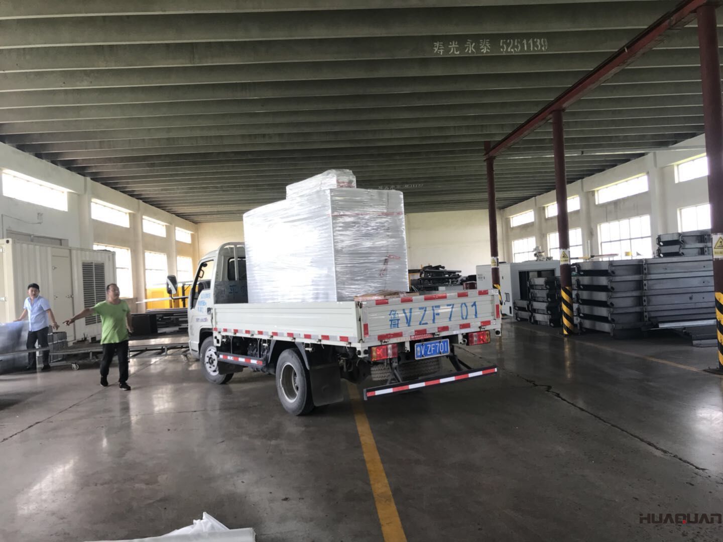 發(fā)貨了！7月19號一臺HQ100GF靜音箱型柴油發(fā)電機組以發(fā)往湖北