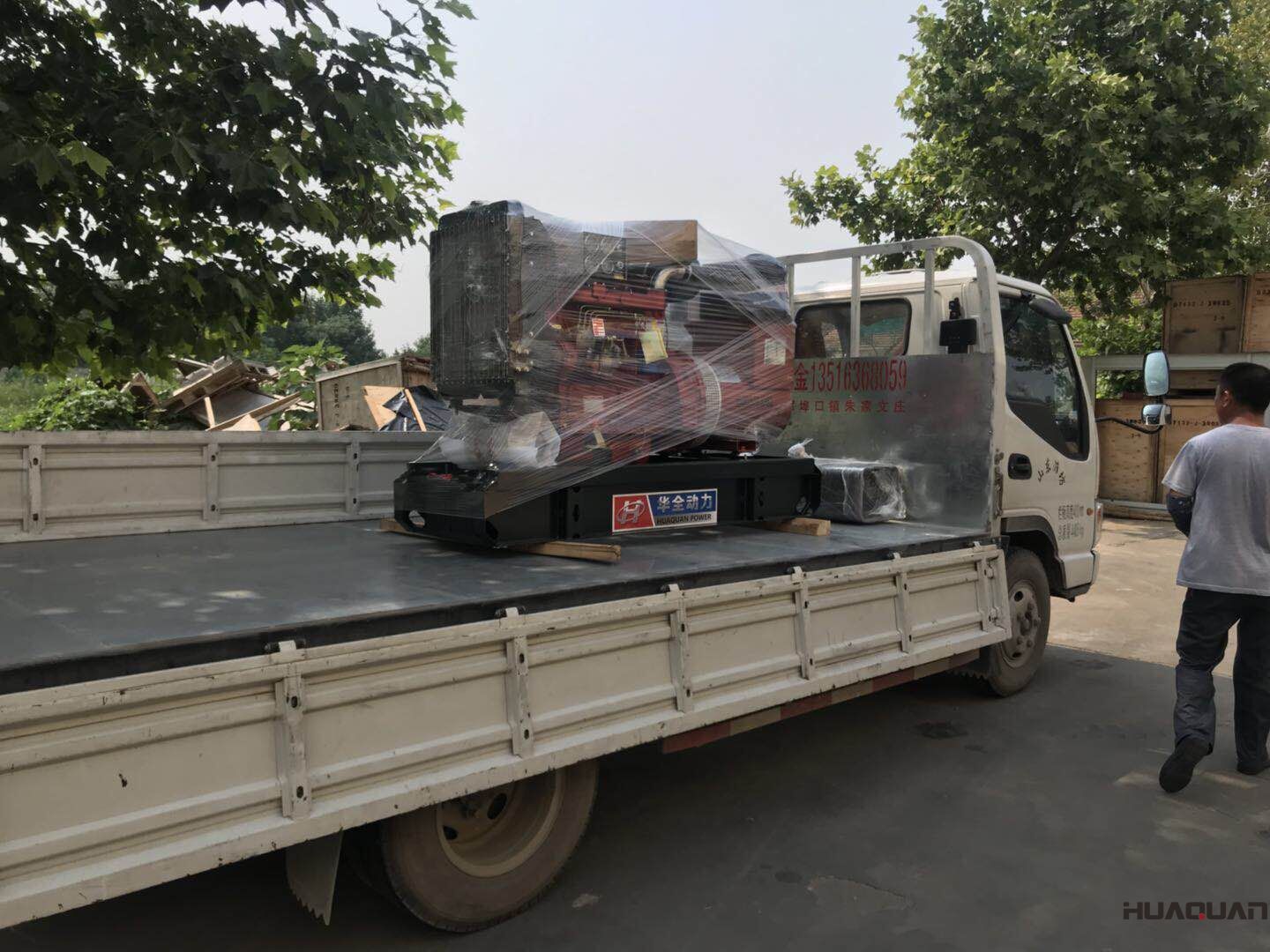 一臺30kw標配柴油發(fā)電機組于8月26日成功發(fā)往山東省