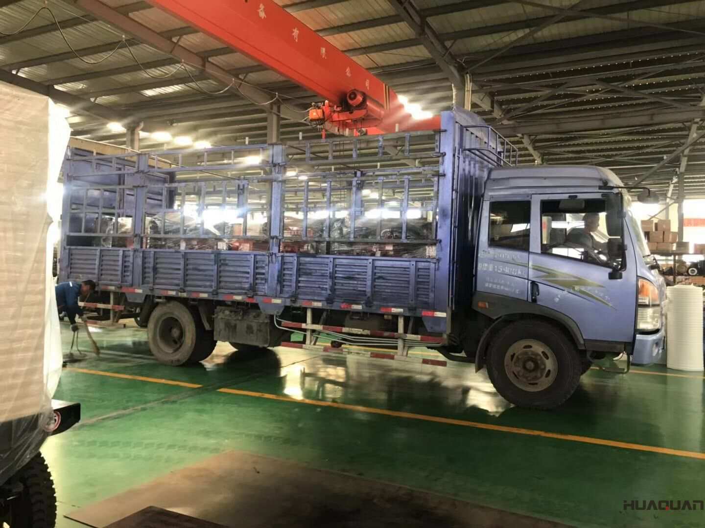 廣東省王先生從華全動(dòng)力訂購(gòu)的30kw和50kw標(biāo)配柴油發(fā)電機(jī)組于10月19日順利發(fā)貨